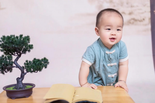 沧县孕妇显怀是几个月